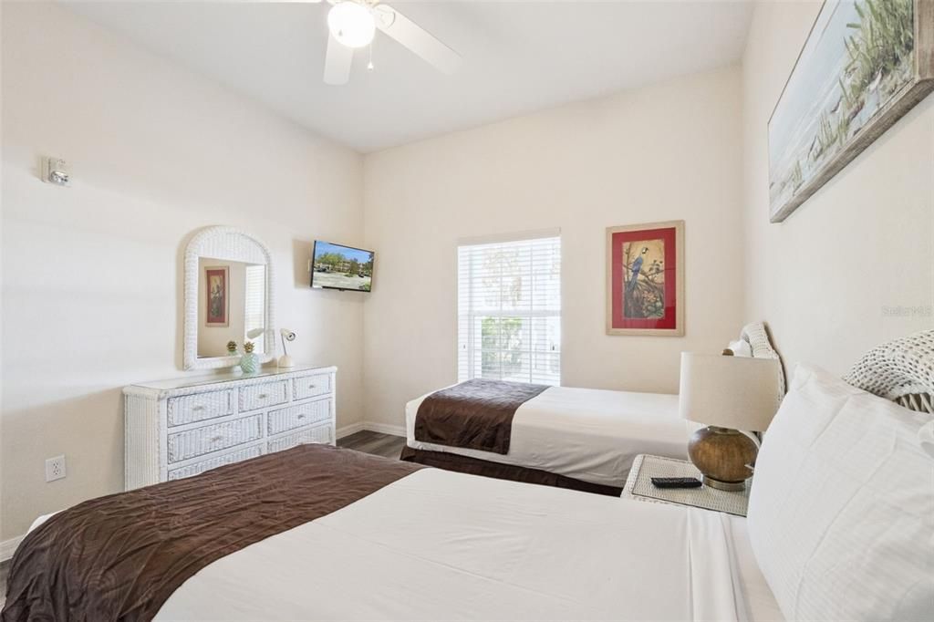 En Venta: $219,000 (3 camas, 2 baños, 1227 Pies cuadrados)