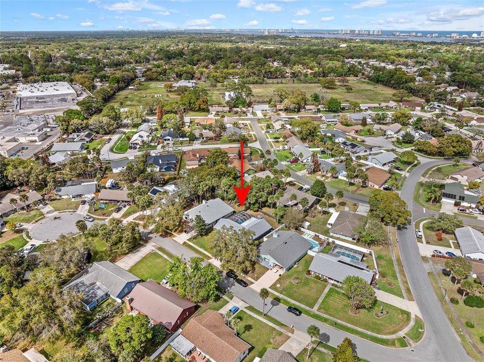 Activo con contrato: $375,000 (3 camas, 2 baños, 2016 Pies cuadrados)