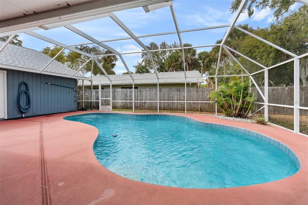 Activo con contrato: $375,000 (3 camas, 2 baños, 2016 Pies cuadrados)