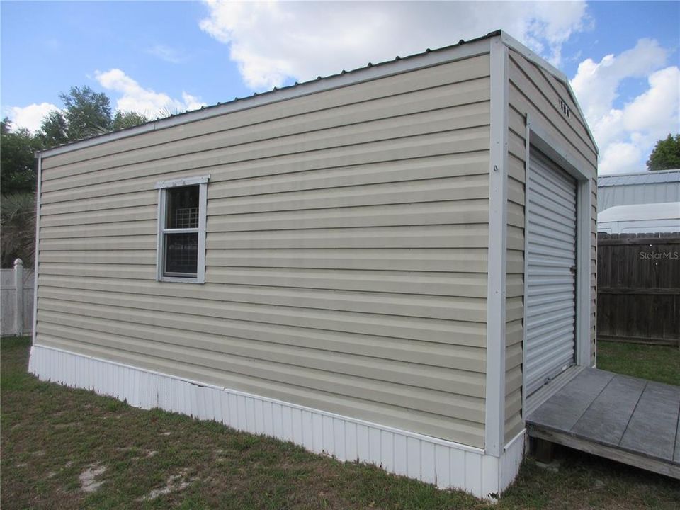 На продажу: $124,900 (2 спален, 2 ванн, 805 Квадратных фут)