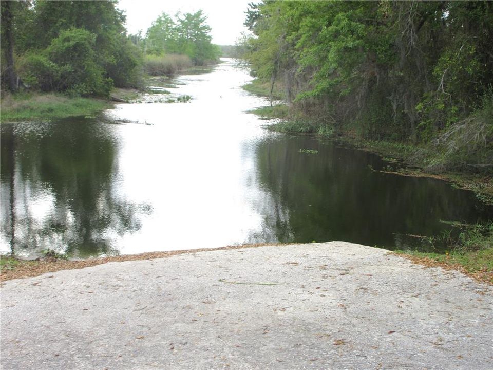 На продажу: $124,900 (2 спален, 2 ванн, 805 Квадратных фут)