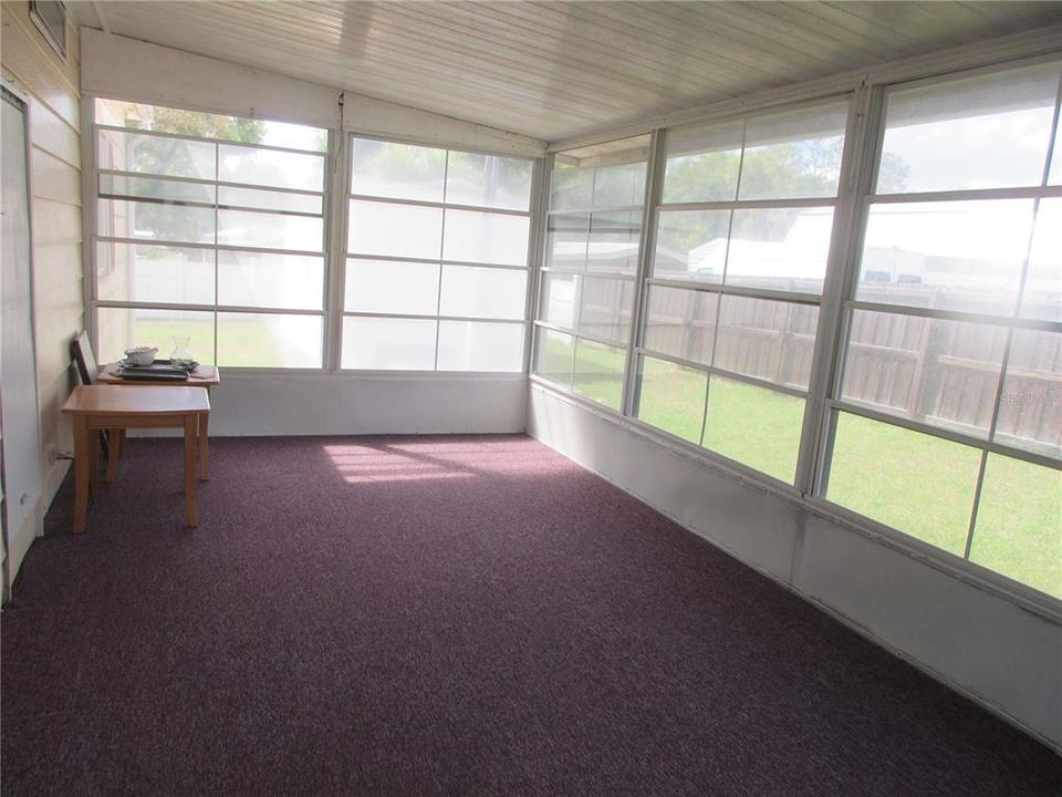 На продажу: $124,900 (2 спален, 2 ванн, 805 Квадратных фут)