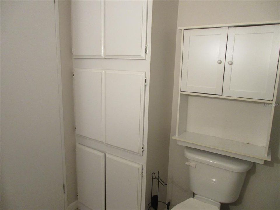 На продажу: $124,900 (2 спален, 2 ванн, 805 Квадратных фут)