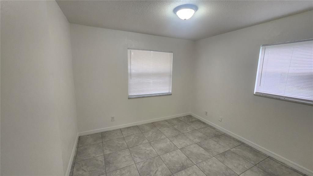 В аренду: $1,650 (3 спален, 2 ванн, 1026 Квадратных фут)