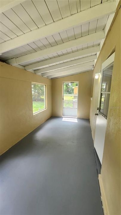 В аренду: $1,650 (3 спален, 2 ванн, 1026 Квадратных фут)