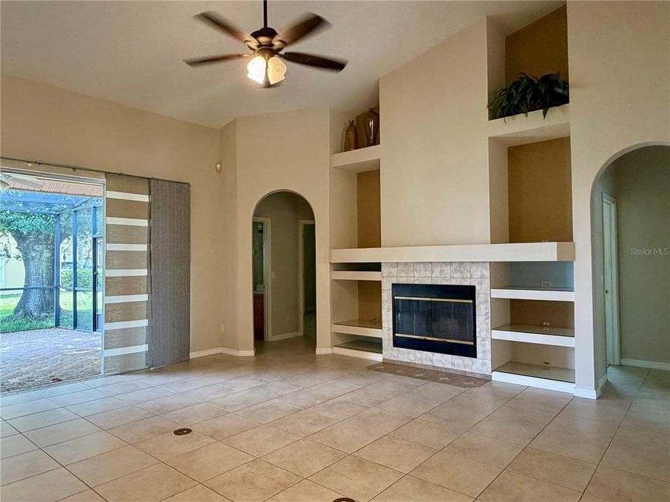 For Rent: $3,600 (4 beds, 3 baths, 2355 Square Feet)
