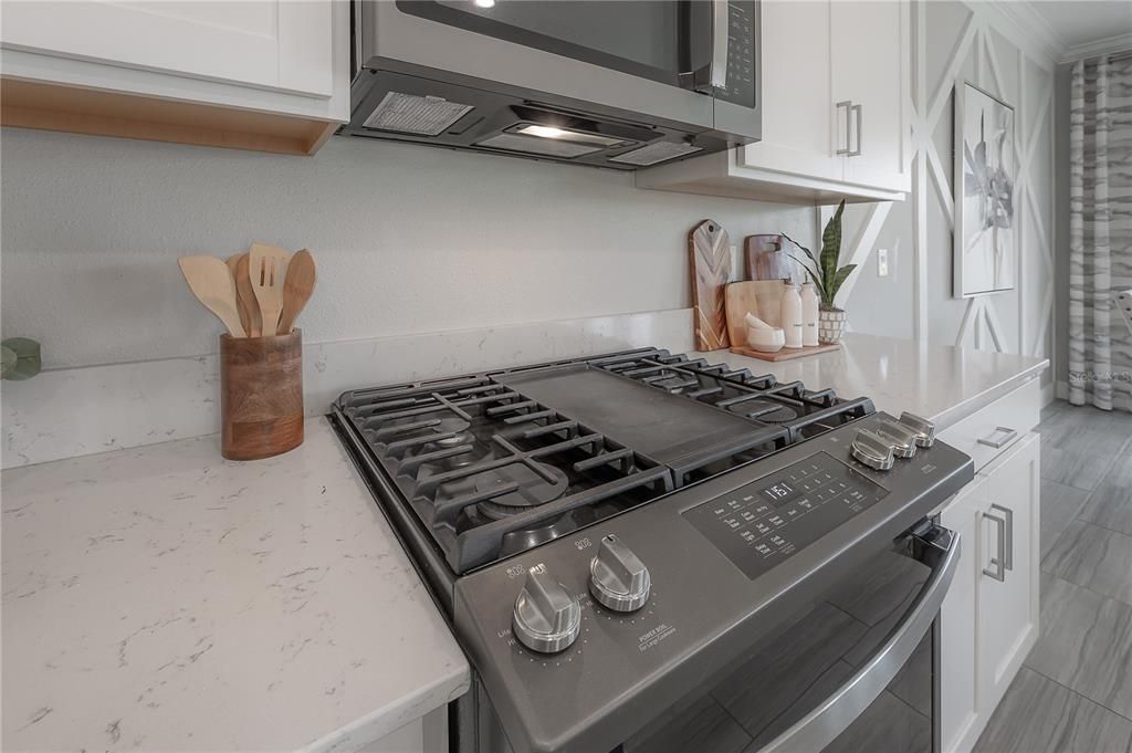 Active With Contract: $574,500 (4 beds, 2 baths, 2775 Square Feet)