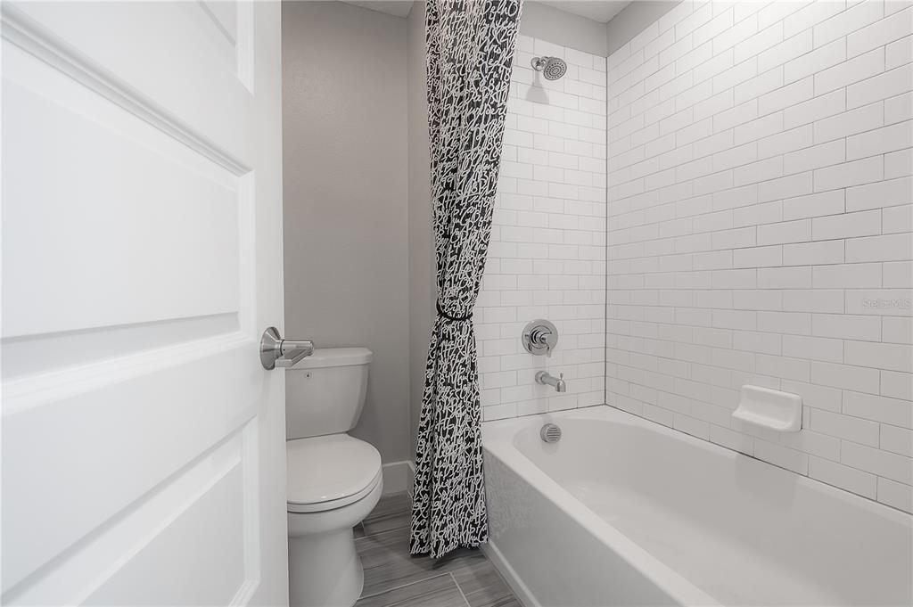 Active With Contract: $574,500 (4 beds, 2 baths, 2775 Square Feet)