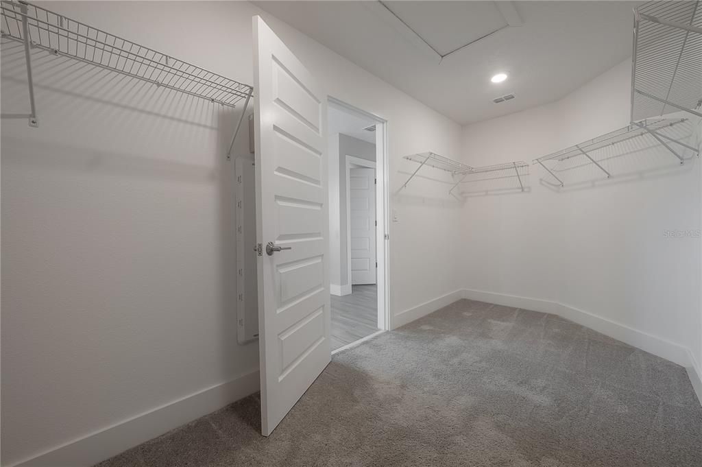 Active With Contract: $574,500 (4 beds, 2 baths, 2775 Square Feet)
