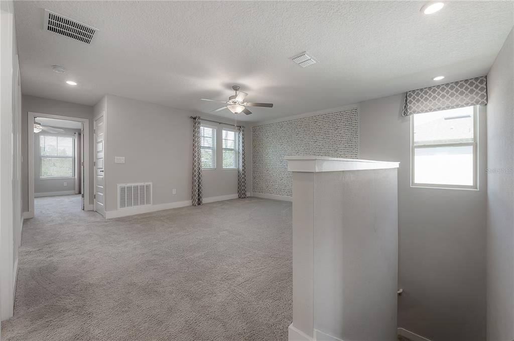 Active With Contract: $574,500 (4 beds, 2 baths, 2775 Square Feet)