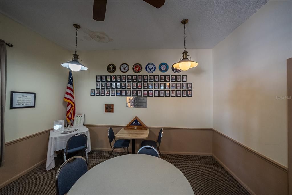 На продажу: $160,000 (2 спален, 2 ванн, 1008 Квадратных фут)