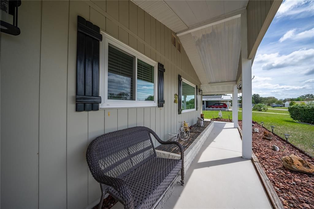 На продажу: $160,000 (2 спален, 2 ванн, 1008 Квадратных фут)