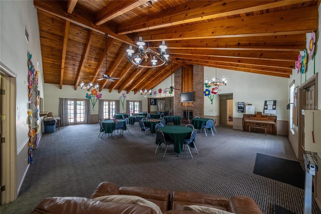 На продажу: $160,000 (2 спален, 2 ванн, 1008 Квадратных фут)