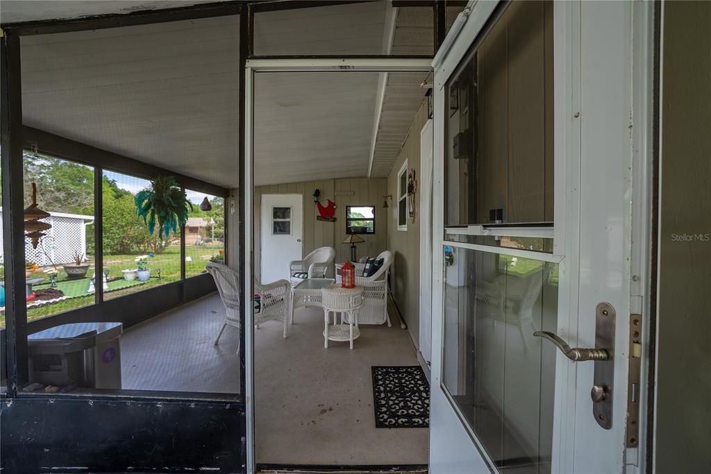 На продажу: $160,000 (2 спален, 2 ванн, 1008 Квадратных фут)