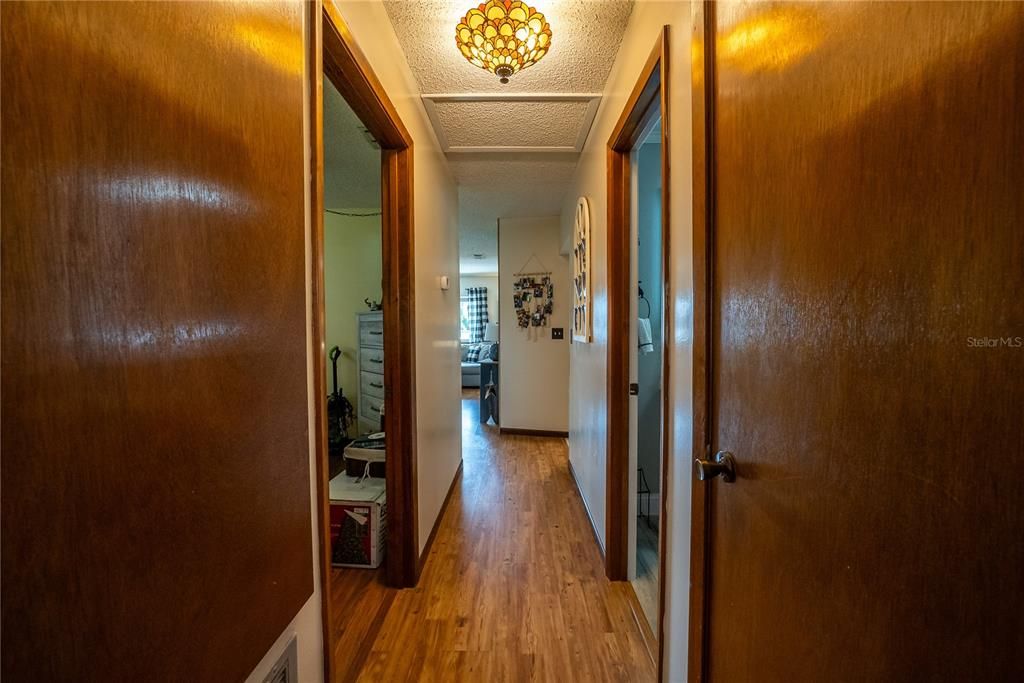 На продажу: $160,000 (2 спален, 2 ванн, 1008 Квадратных фут)