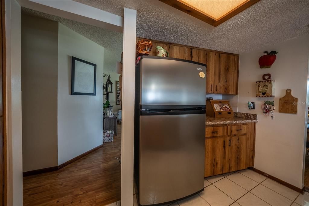 На продажу: $160,000 (2 спален, 2 ванн, 1008 Квадратных фут)