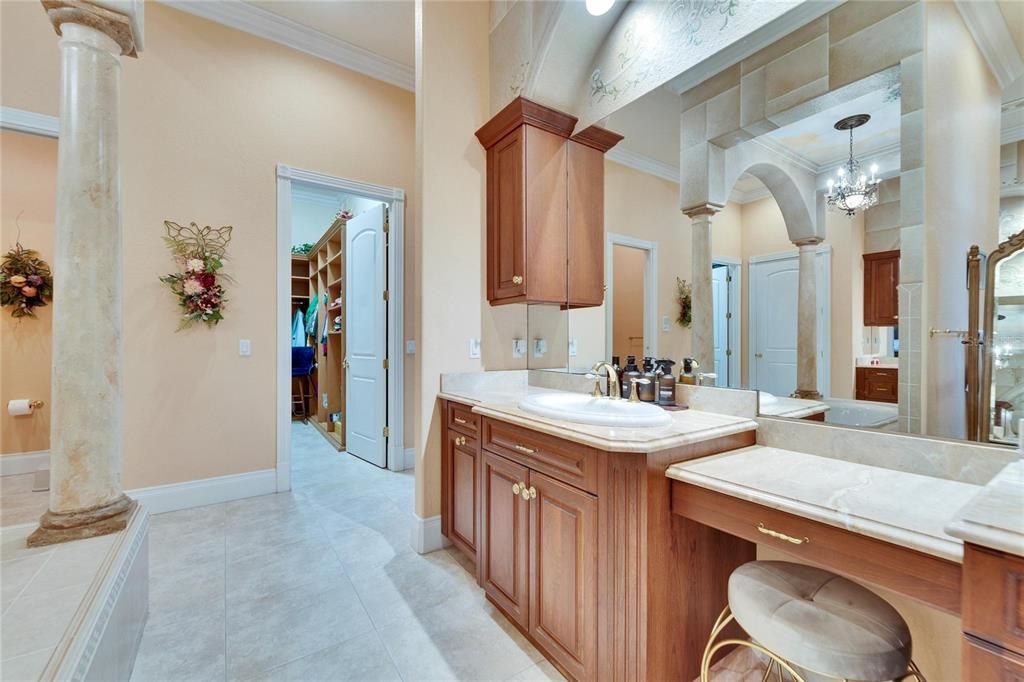 For Sale: $1,730,000 (4 beds, 4 baths, 4665 Square Feet)