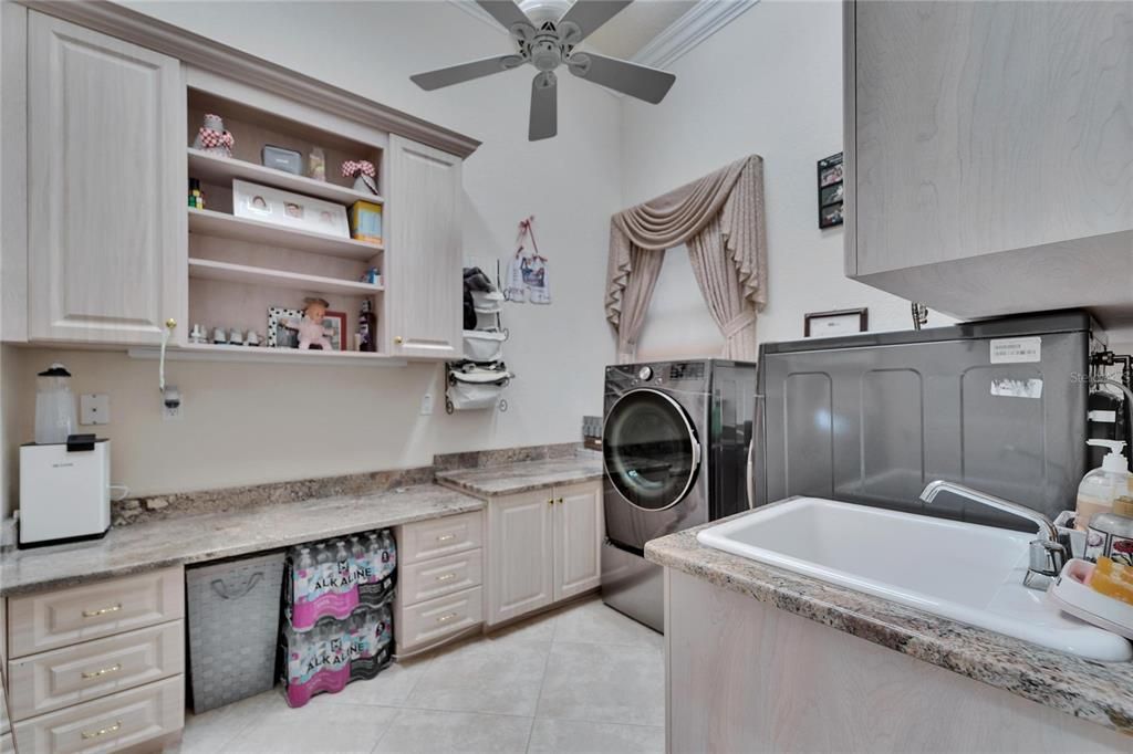 For Sale: $1,730,000 (4 beds, 4 baths, 4665 Square Feet)