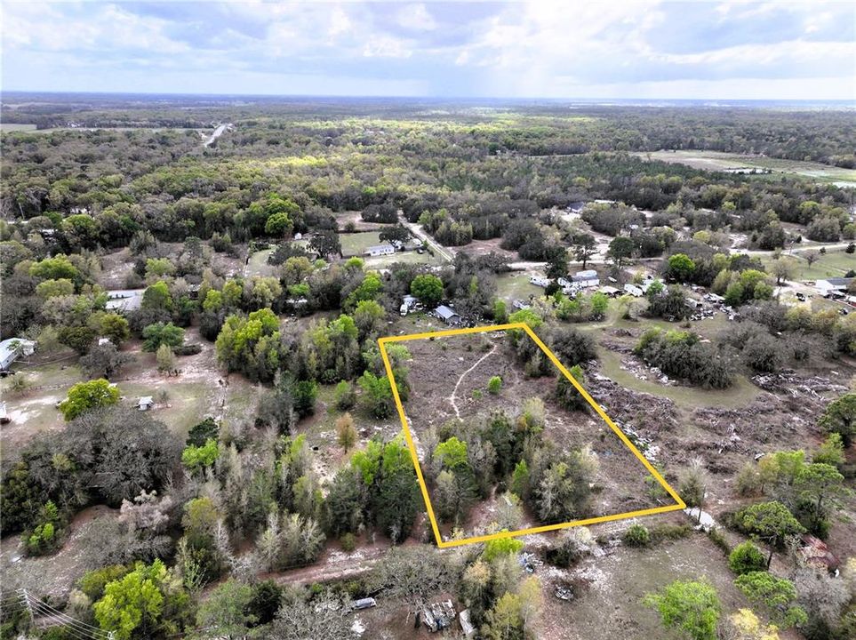 待售: $57,000 (1.14 acres)