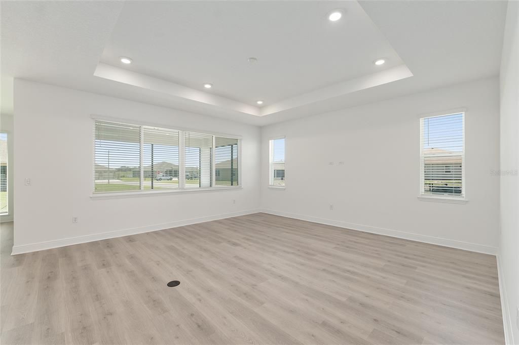 For Sale: $539,485 (2 beds, 2 baths, 2145 Square Feet)