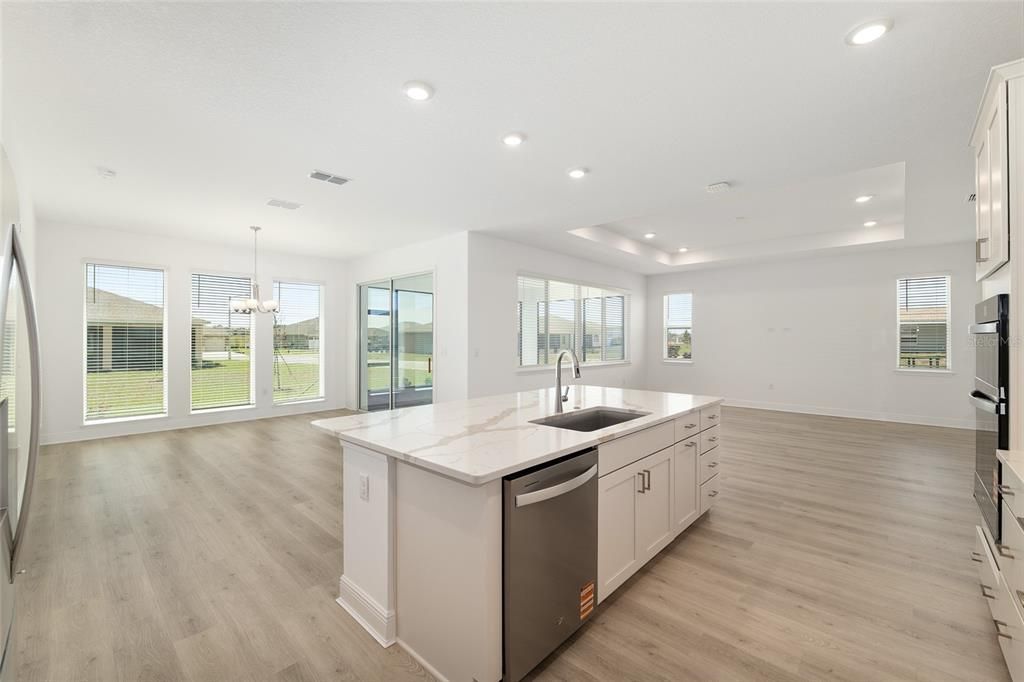For Sale: $539,485 (2 beds, 2 baths, 2145 Square Feet)