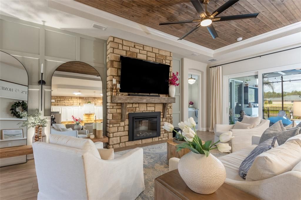 На продажу: $539,900 (3 спален, 3 ванн, 1843 Квадратных фут)