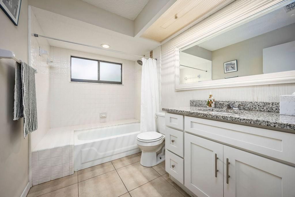 For Sale: $860,000 (3 beds, 2 baths, 1996 Square Feet)