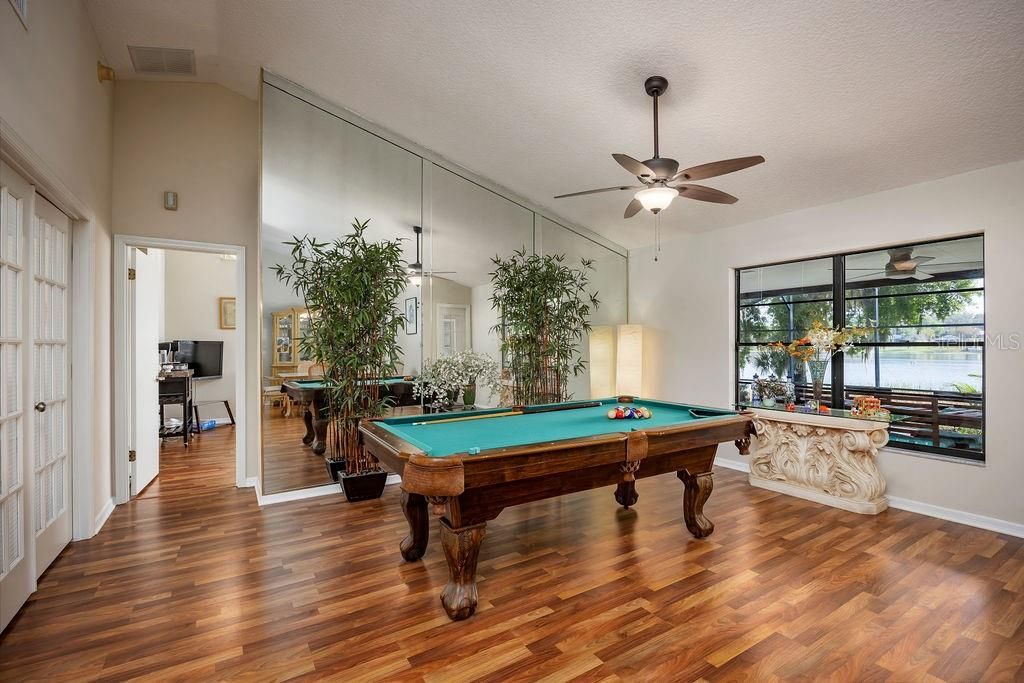 For Sale: $860,000 (3 beds, 2 baths, 1996 Square Feet)