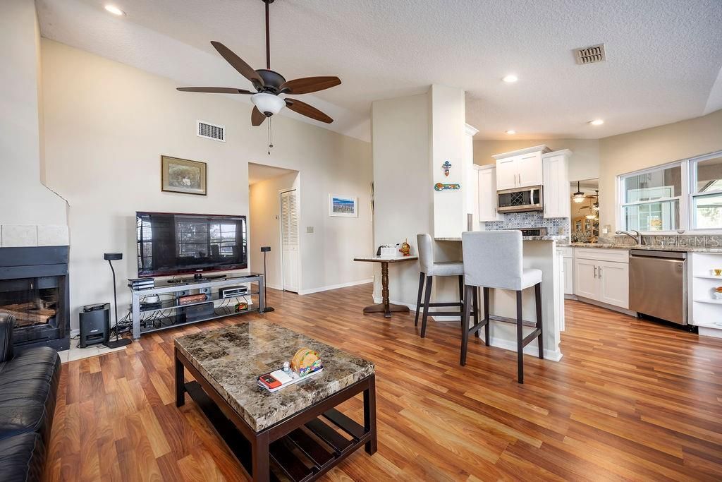 For Sale: $860,000 (3 beds, 2 baths, 1996 Square Feet)