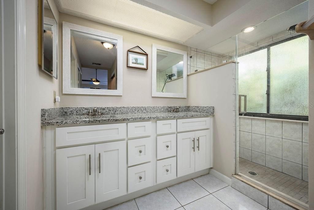 For Sale: $860,000 (3 beds, 2 baths, 1996 Square Feet)