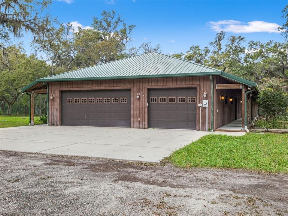 Activo con contrato: $889,000 (3 camas, 3 baños, 3154 Pies cuadrados)