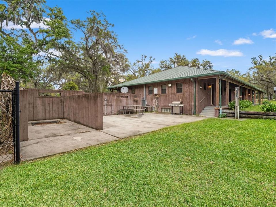 Activo con contrato: $889,000 (3 camas, 3 baños, 3154 Pies cuadrados)