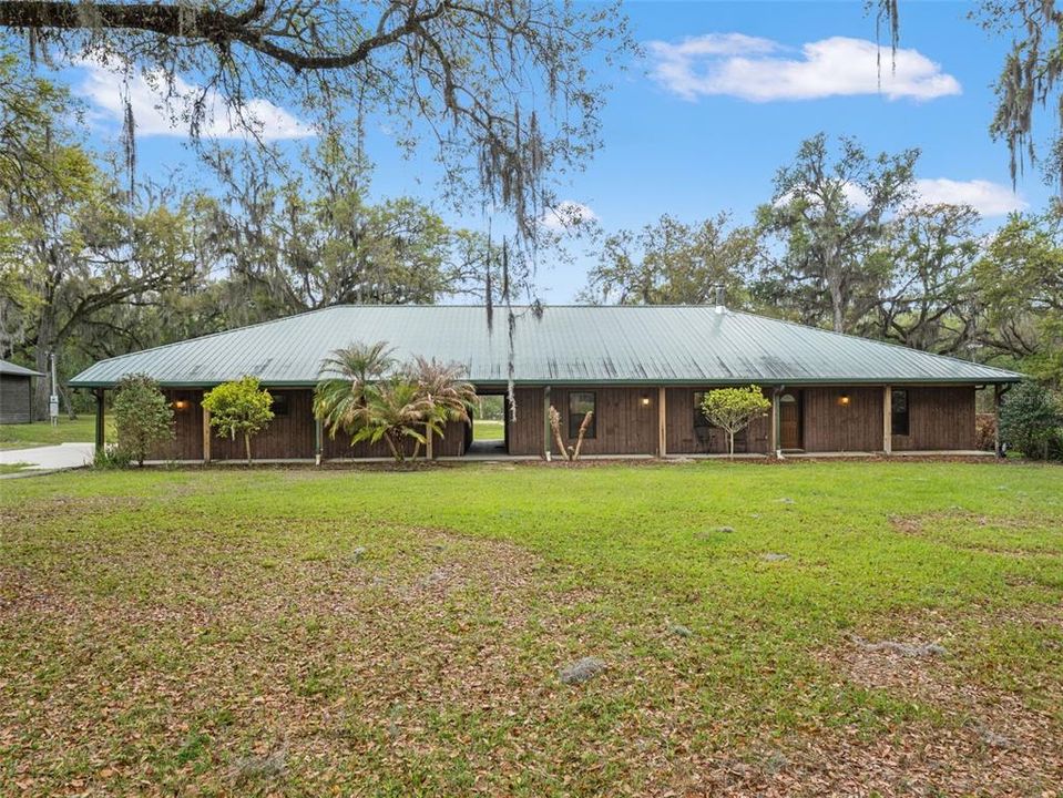 Activo con contrato: $889,000 (3 camas, 3 baños, 3154 Pies cuadrados)