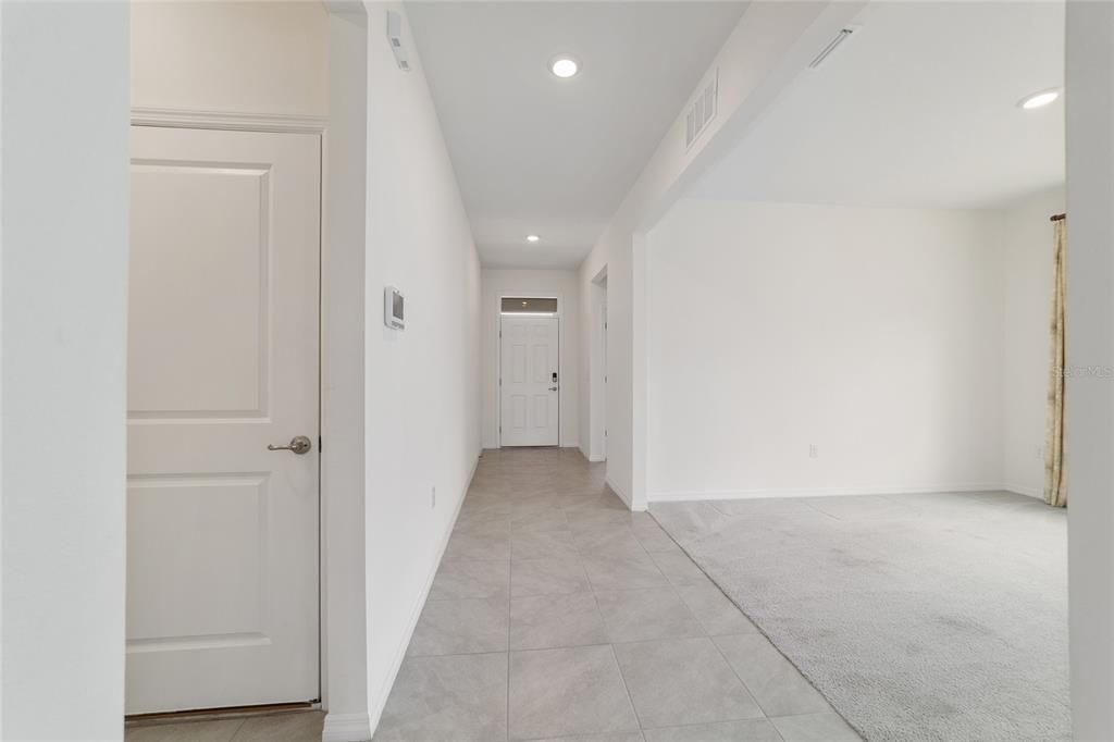 Activo con contrato: $305,000 (2 camas, 2 baños, 1813 Pies cuadrados)