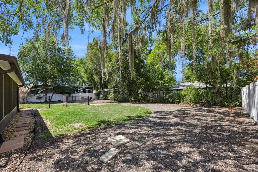 For Sale: $370,000 (3 beds, 2 baths, 1662 Square Feet)