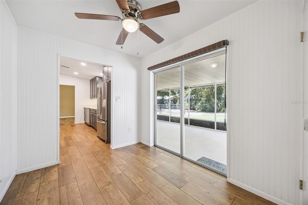 For Sale: $370,000 (3 beds, 2 baths, 1662 Square Feet)