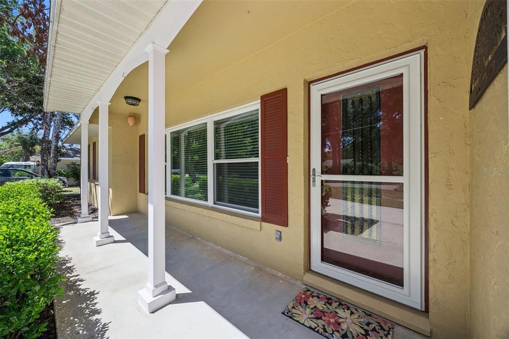 For Sale: $370,000 (3 beds, 2 baths, 1662 Square Feet)