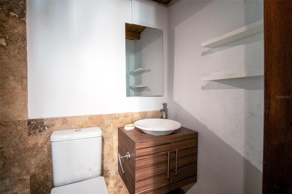 В аренду: $1,700 (1 спален, 1 ванн, 400 Квадратных фут)