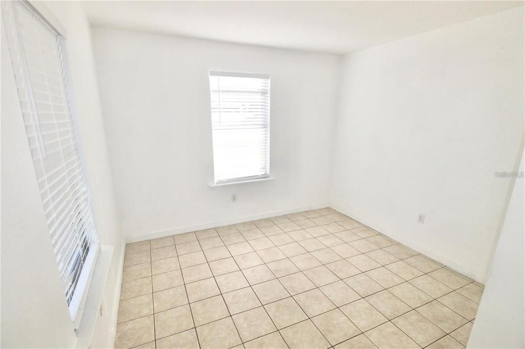 待售: $22,200 (0 贝兹, 0 浴室, 1384 平方英尺)