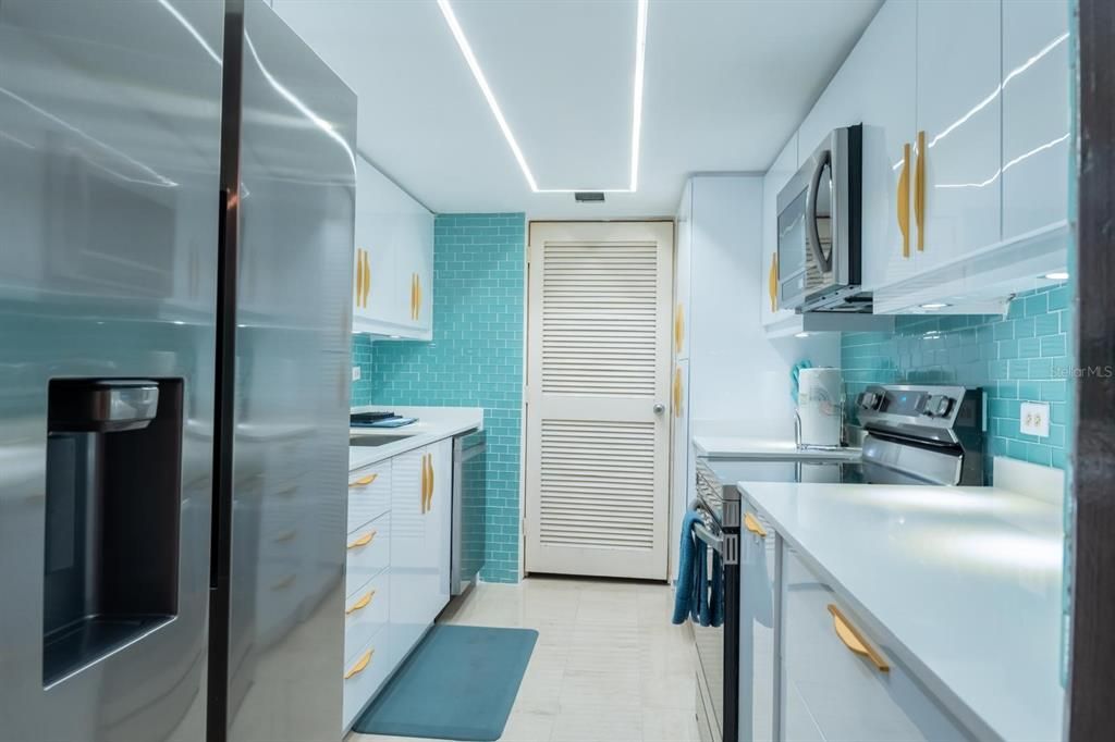 На продажу: $950,000 (3 спален, 2 ванн, 1570 Квадратных фут)
