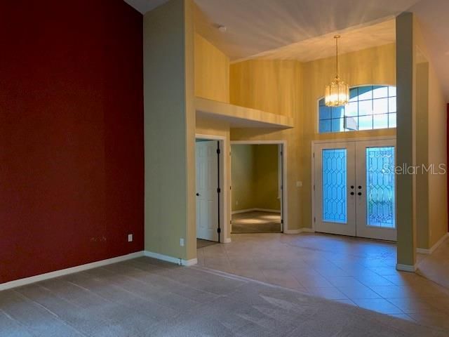 En Venta: $600,000 (4 camas, 2 baños, 2651 Pies cuadrados)