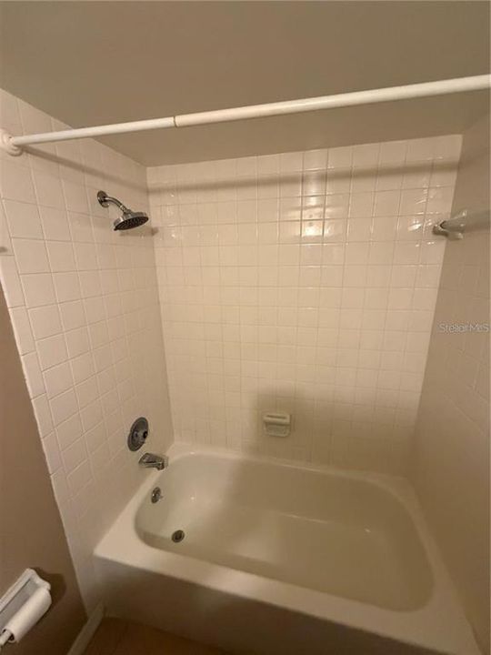 В аренду: $1,600 (2 спален, 2 ванн, 1054 Квадратных фут)