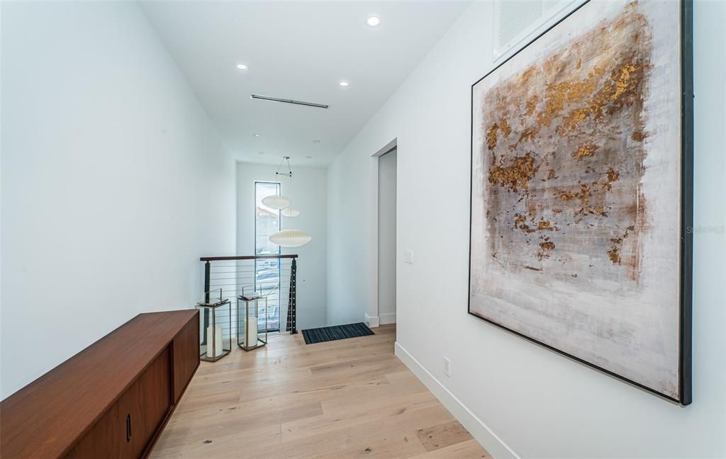 For Sale: $2,490,000 (3 beds, 2 baths, 2301 Square Feet)