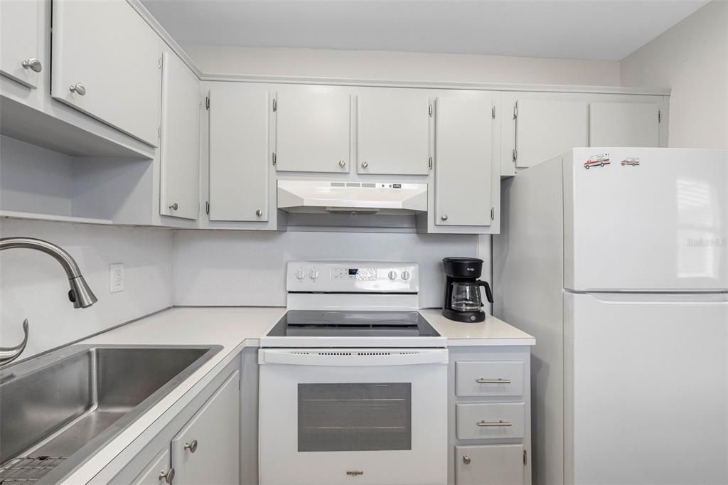 Activo con contrato: $95,000 (2 camas, 2 baños, 960 Pies cuadrados)