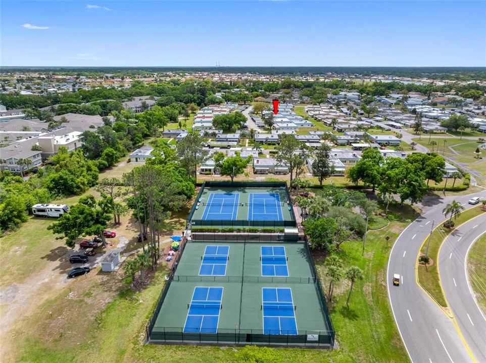 Activo con contrato: $95,000 (2 camas, 2 baños, 960 Pies cuadrados)