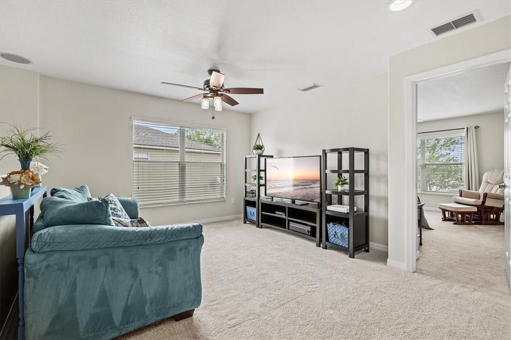 Active With Contract: $425,000 (3 beds, 2 baths, 1834 Square Feet)