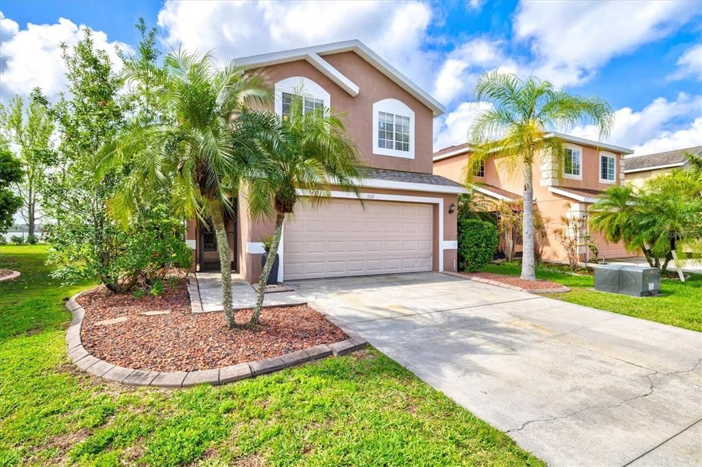 Active With Contract: $425,000 (3 beds, 2 baths, 1834 Square Feet)