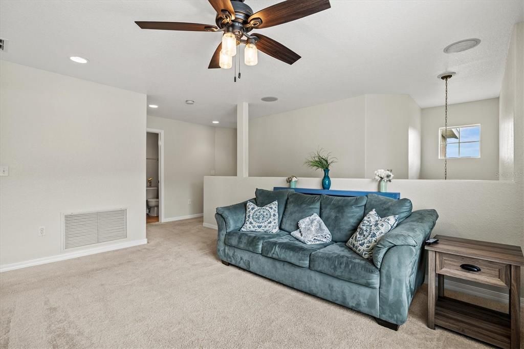 Active With Contract: $425,000 (3 beds, 2 baths, 1834 Square Feet)