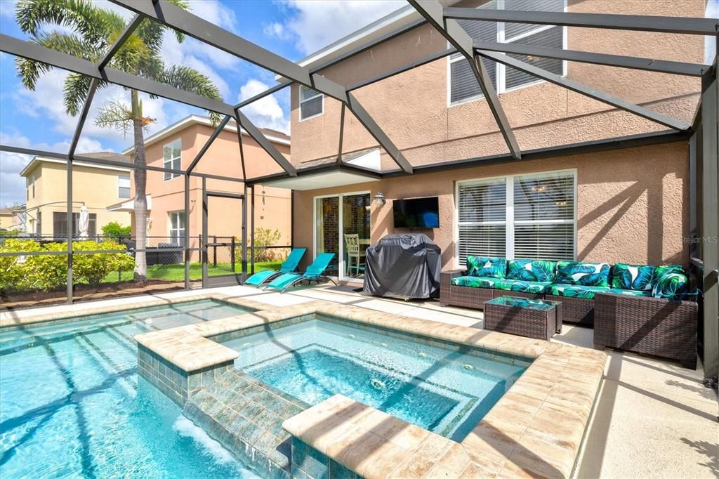 Active With Contract: $425,000 (3 beds, 2 baths, 1834 Square Feet)