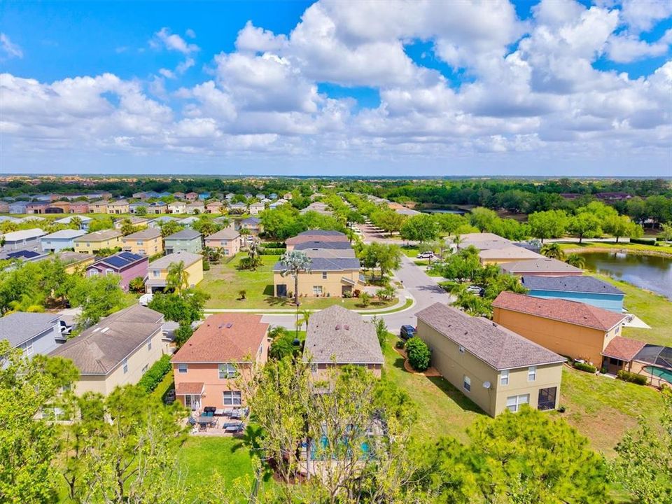 Active With Contract: $425,000 (3 beds, 2 baths, 1834 Square Feet)